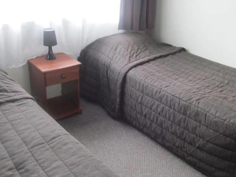 Parkview Motel Даргавил Екстериор снимка